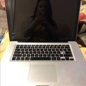 Mac book pro 2011